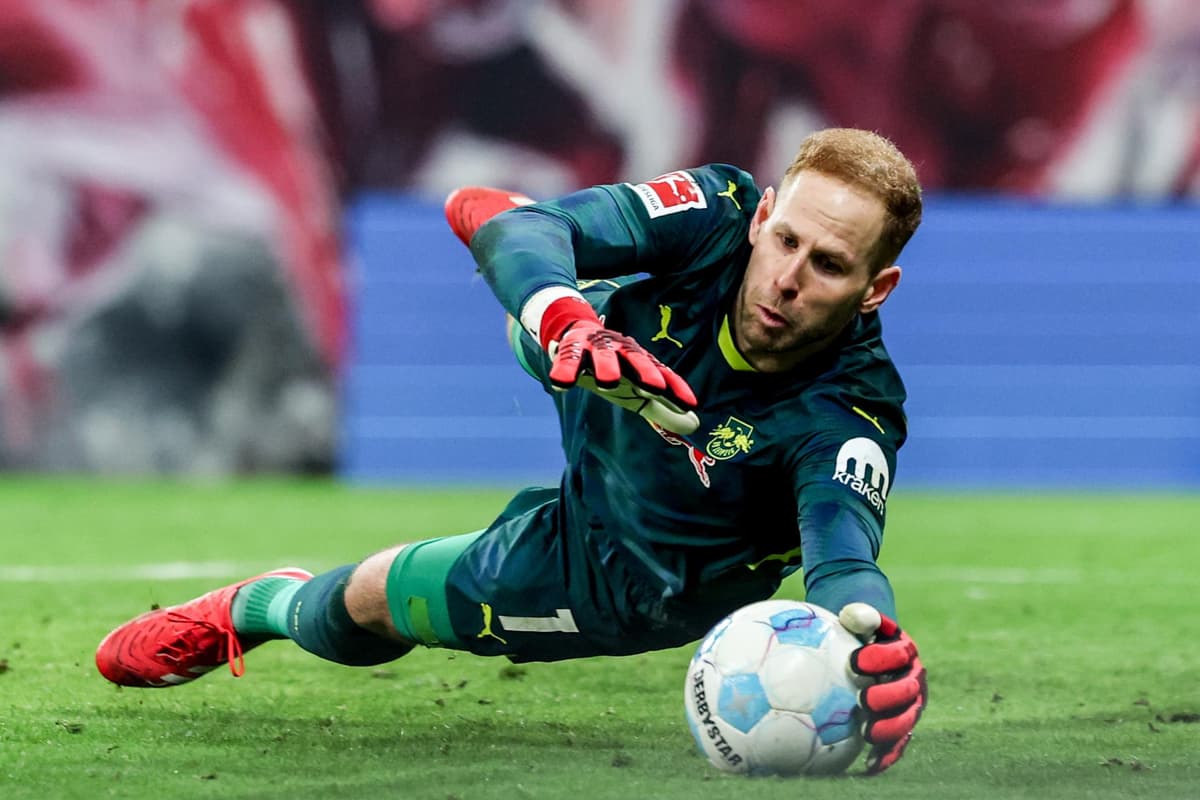 El Villarreal ficha al veterano portero húngaro Gulácsi, traspasado por el Leipzig