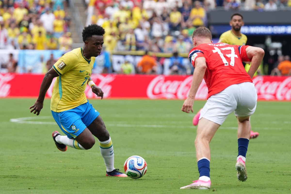 Vinicius Jr. y Mastantuono, atención en Valdebebas