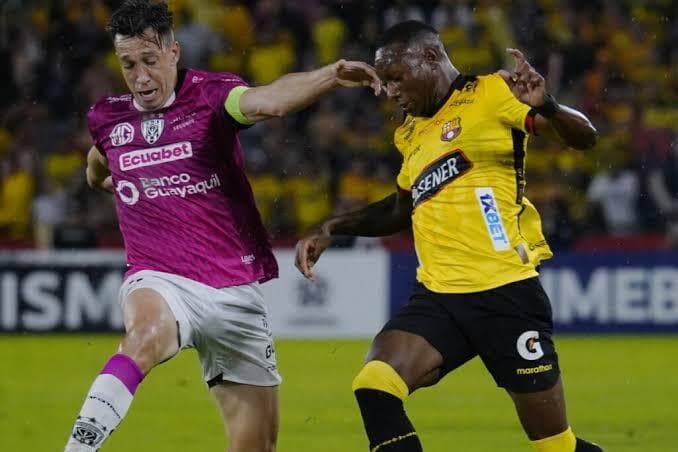 ¡HÉROE ARGENTINO! Benedetto rompe el invicto de Independiente del Valle