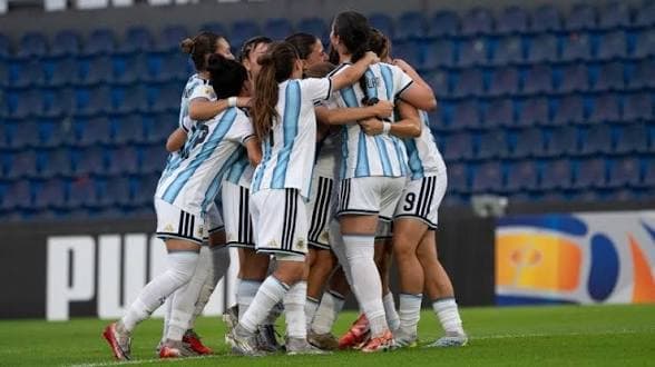 ¡A OCTAVOS! La argentina Paz impulsa a Argentina ante México