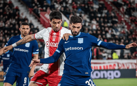 ¡CRISIS TOTAL! Racing pierde ante Huracán y Vojvoda queda en la cuerda floja