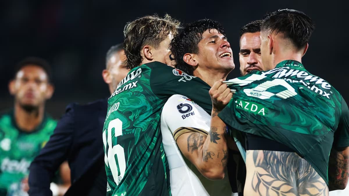 ¡TRIUNFO FELINO! El paraguayo Morales y el ecuatoriano Vite impulsan a Pumas ante León