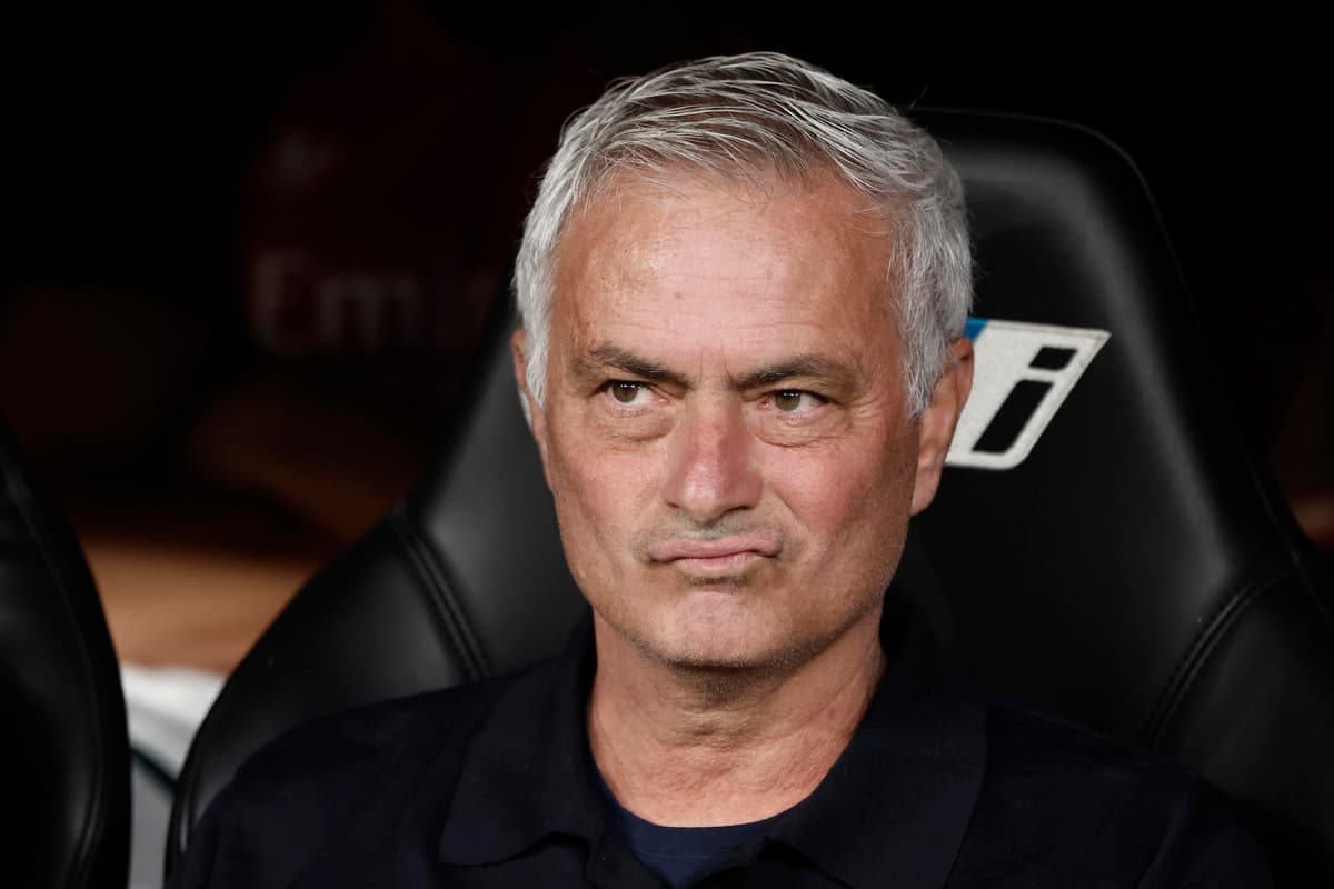 Mourinho: «Yo sabía que el equipo no tenía fuerza para continuar en el segundo tiempo»
