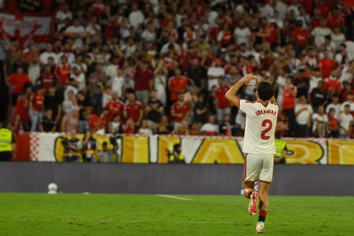 1-0. Juan Iglesias desatasca al Sevilla al final y mantiene al Valencia a la deriva
