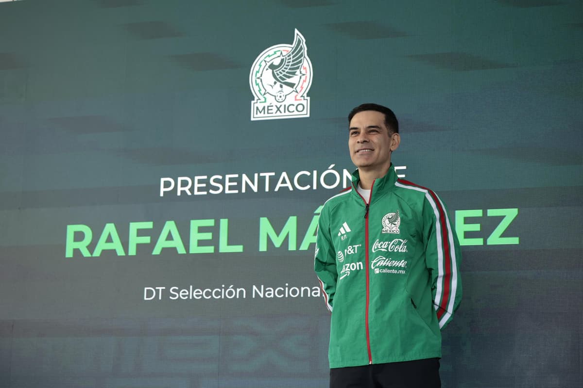 México asiste optimista a su renovación: Sale Aguirre, entran Rafa Márquez y Juanma Lillo