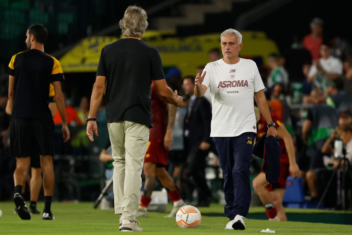 Pellegrini perdió la mitad de sus enfrentamientos con Mourinho