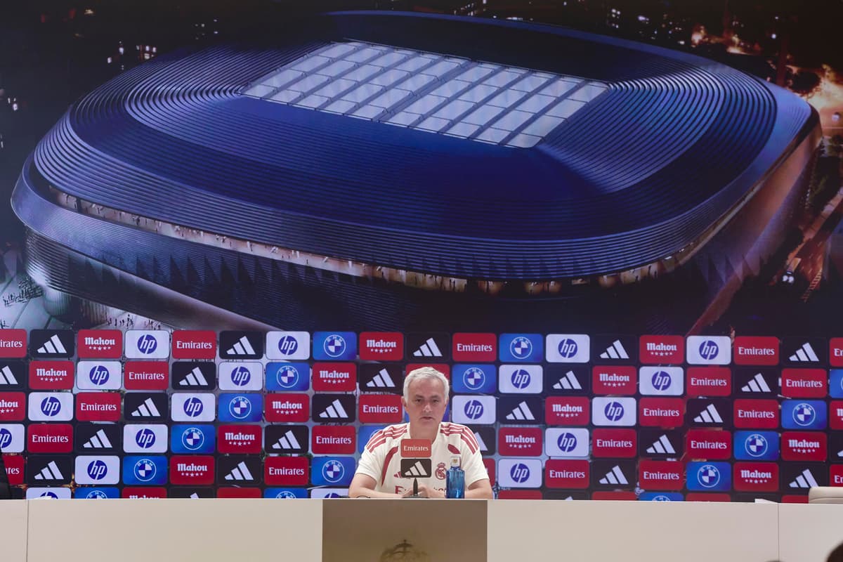 Jose Mourinho: «La gente tira piedras porque quiere frutos; quiere lo mejor de Vinícius»