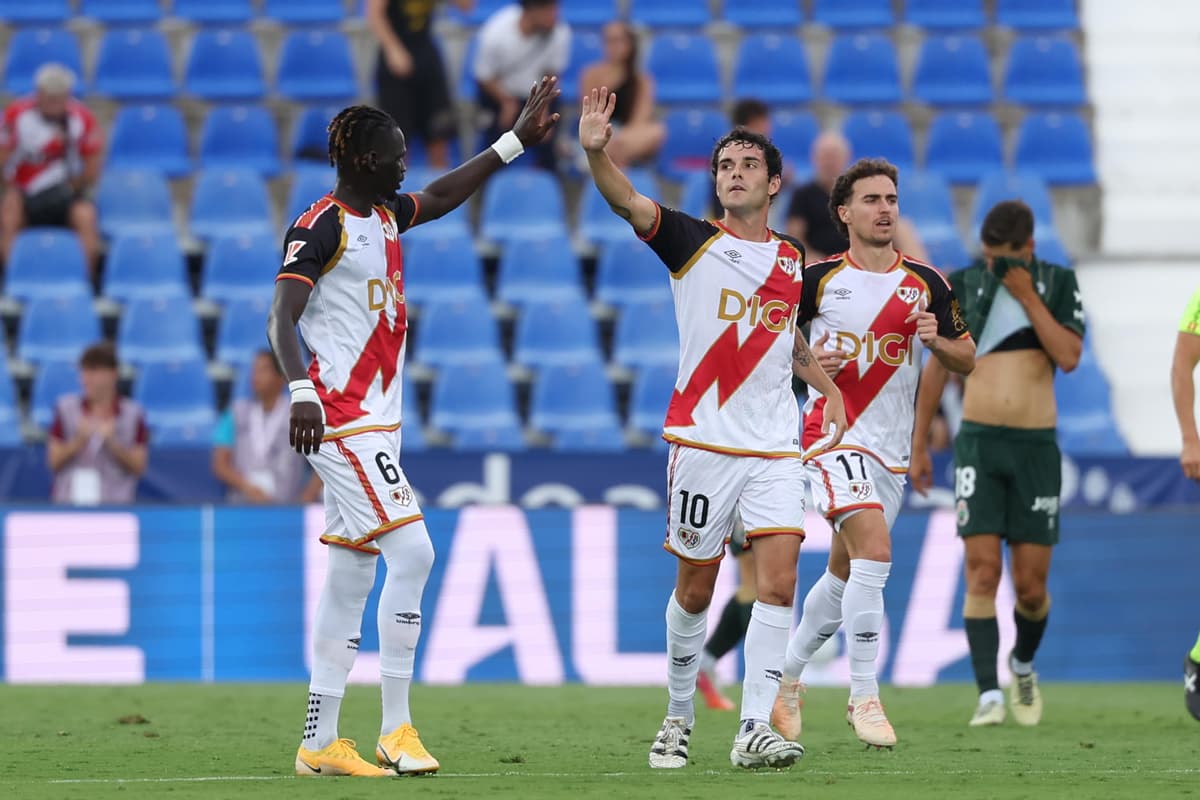 Camello: «Vallecas necesita su estadio y este equipo lucha por eso»