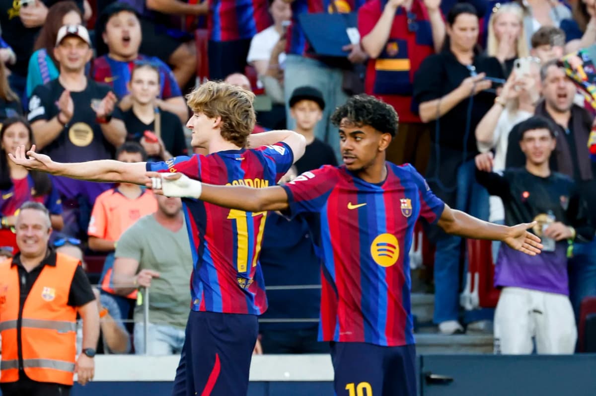 Los jugadores del Barcelona celebran un tanto, en una imagen representativa de los goles tempraneros del Barcelona esta temporada.