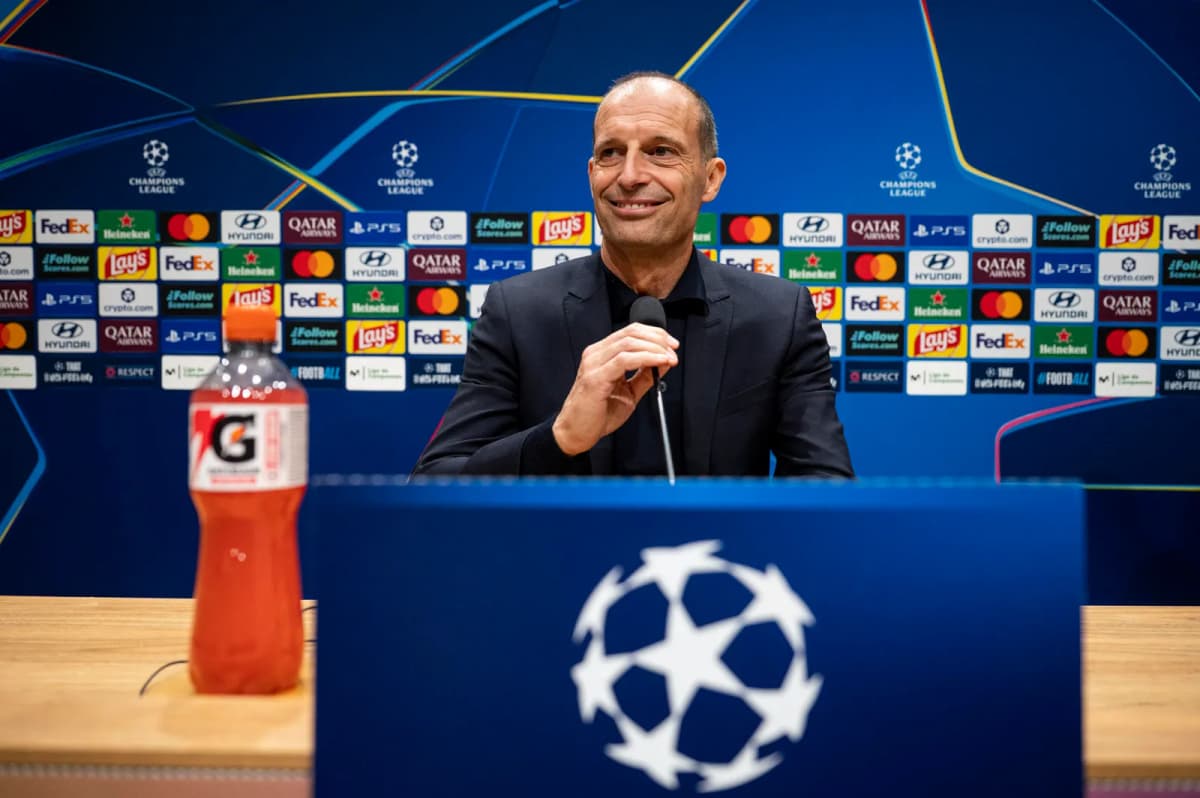 El entrenador del Nápoles, Massimiliano Allegri, durante la rueda de prensa previa al encuentro correspondiente a la segunda jornada de la Liga de Campeones…