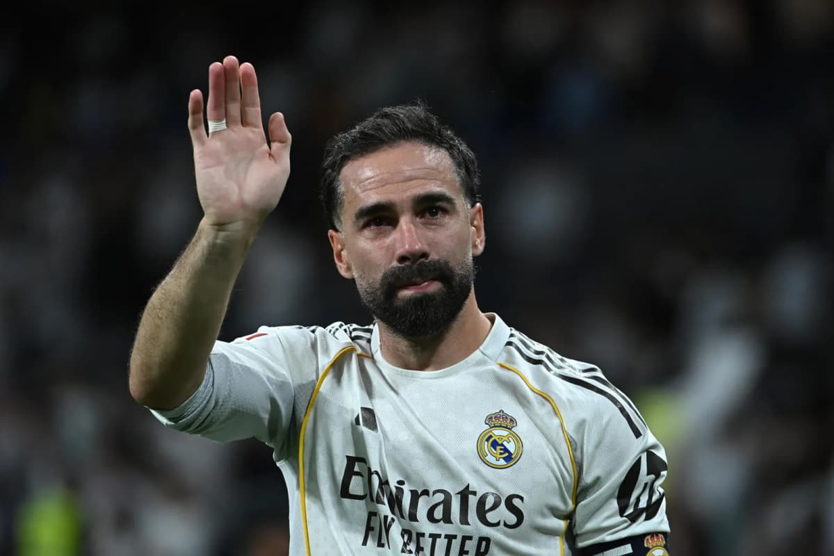 Foto de archivo del 23/05/2026 del defensa del Real Madrid Dani Carvajal, tras disputar, contra el Athletic Club, su último partido de Liga con el equipo…