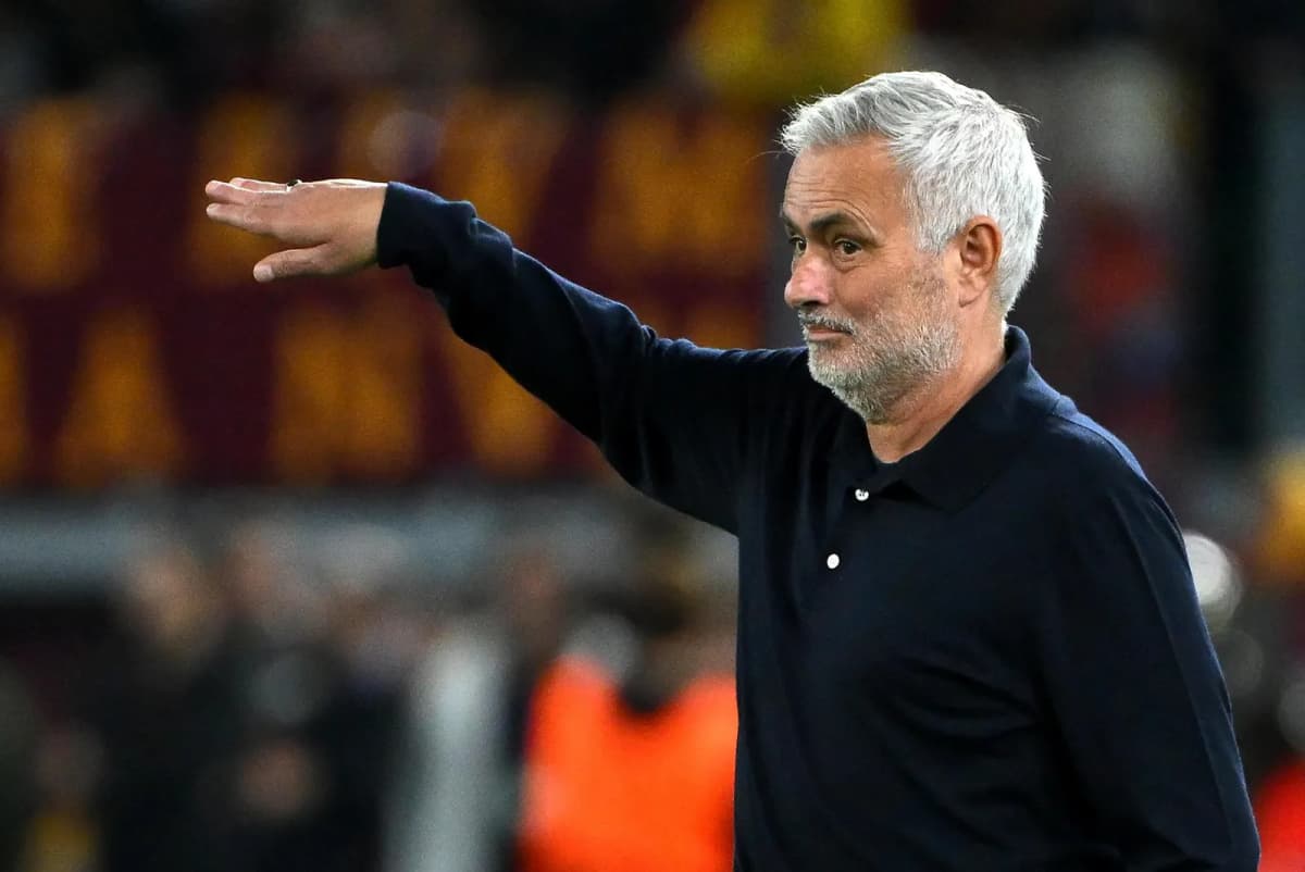 José Mourinho durante el partido entre la Roma y el Real Madrid en el Estadio Olímpico, correspondiente a la Liga de Campeones.