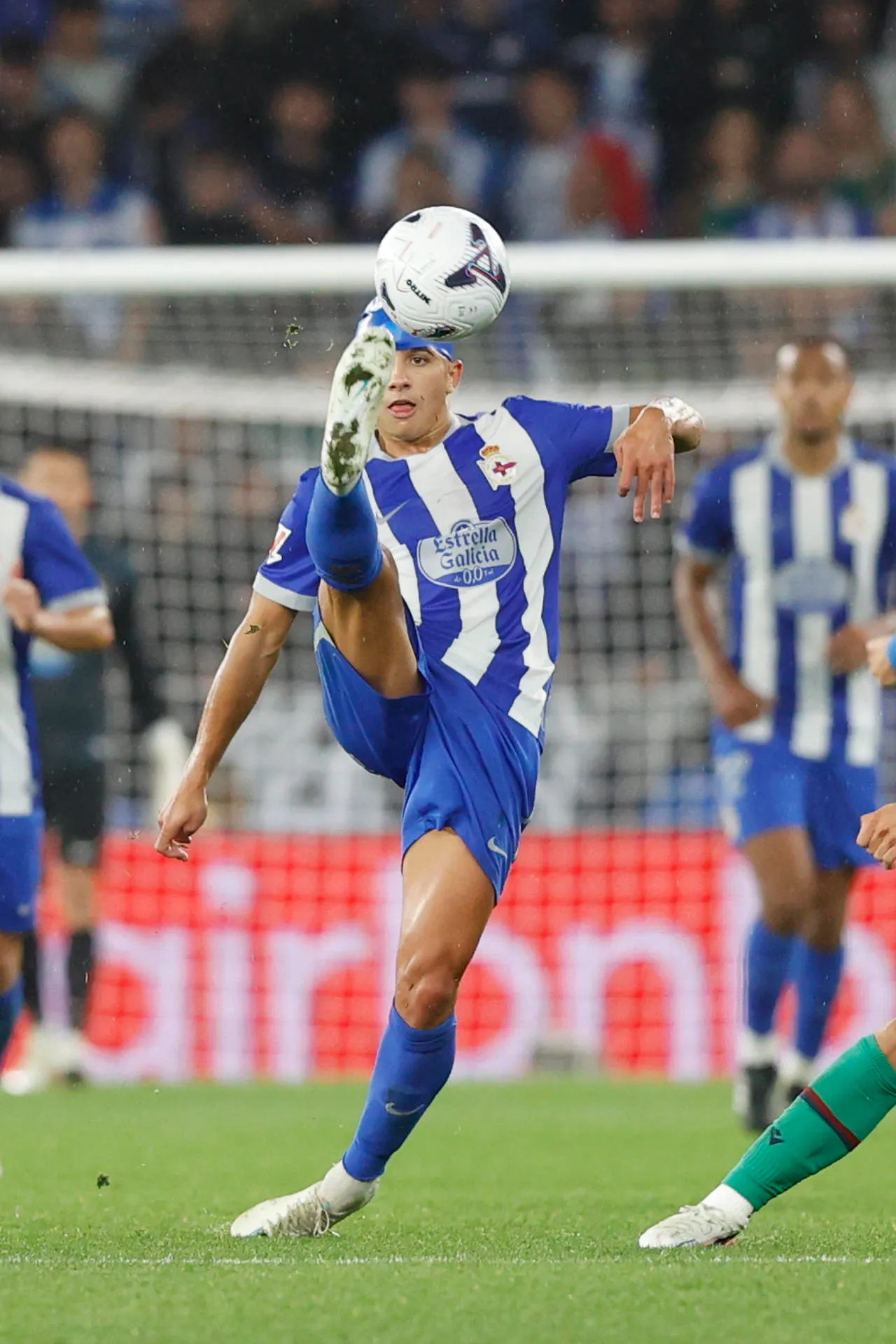 El delantero del Deportivo de La Coruña Yeremay Hernández, durante el partido de la jornada 9 de LaLiga que Deportivo de A Coruña y Levante UD disputaron este…