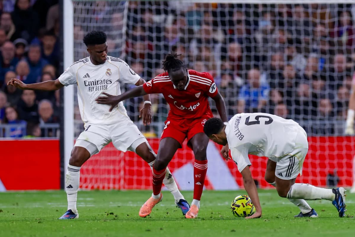 Real Madrid vs Sevilla en el Santiago Bernabéu, duelo de LaLiga previo al Clásico contra el Barcelona.