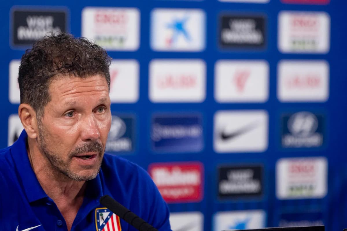 Cuti Romero y Simeone: el entrenador argentino del Atlético de Madrid comparece ante la prensa antes del duelo de Champions contra el Stuttgart.