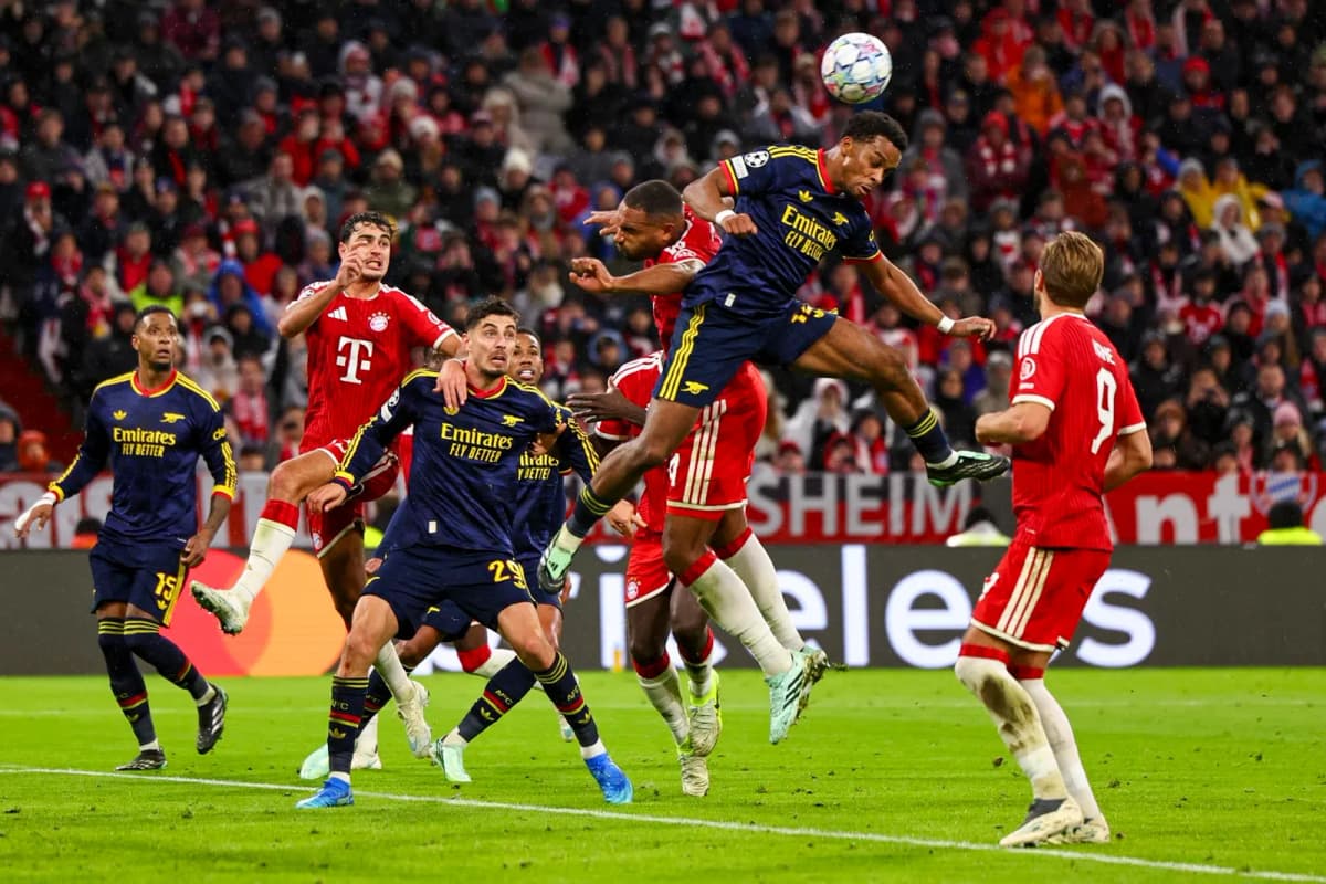 Jurrien Timber, del Arsenal, durante el partido de la Liga de Campeones ante el Bayern Múnich en el Allianz Arena.