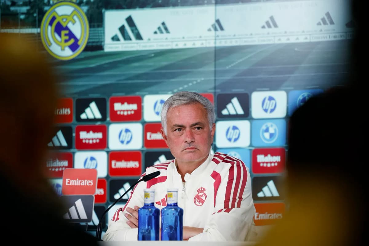Fotografía del pasado 19 de septiembre, en la que puede verse al entrenador del Real Madrid, José Mourinho, durante una rueda de prensa.