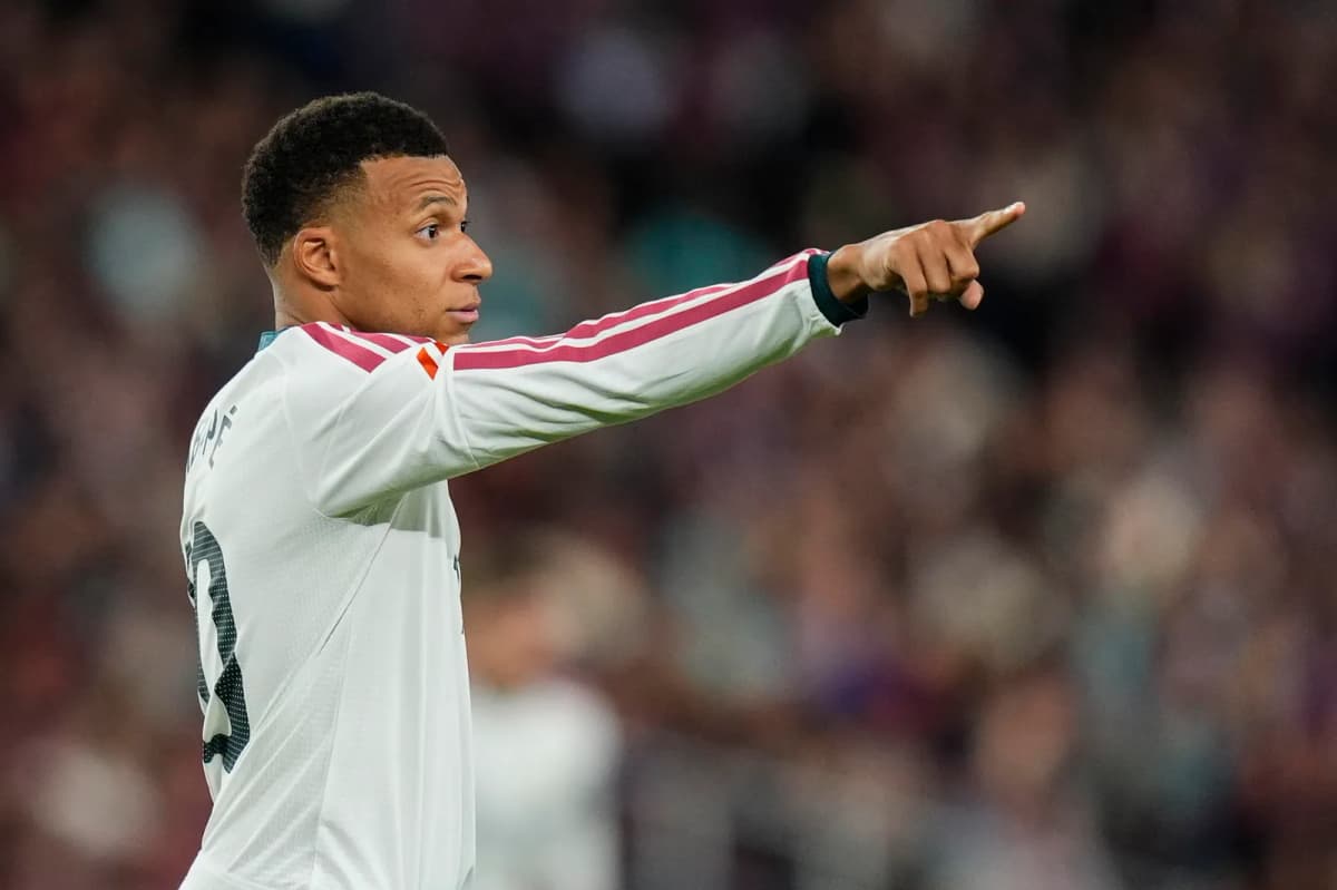 El francés Kylian Mbappé, delantero del Real Madrid, durante un acto público en medio de la polémica por sus declaraciones sobre Mao Zedong.