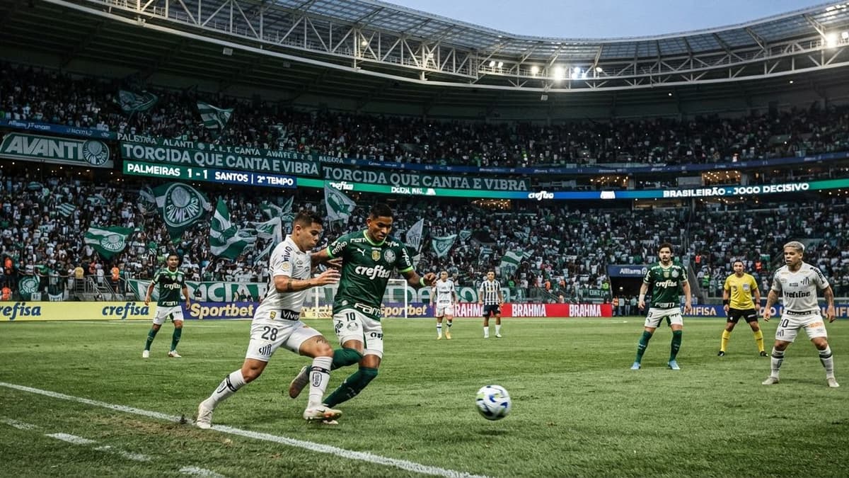 Palmeiras se enfrenta al Santos en un partido decisivo por la lucha por el título del Brasileirão.