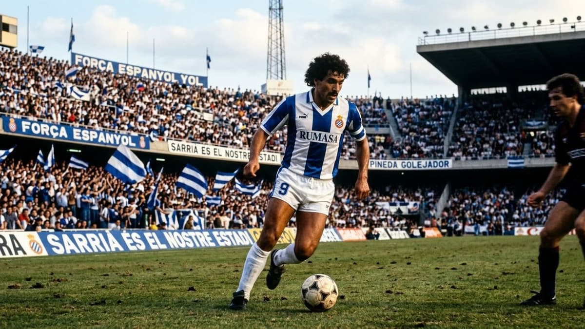 Michel Pineda durante su etapa como delantero del Espanyol, club en el que marcó 73 goles entre 1984 y 1990.