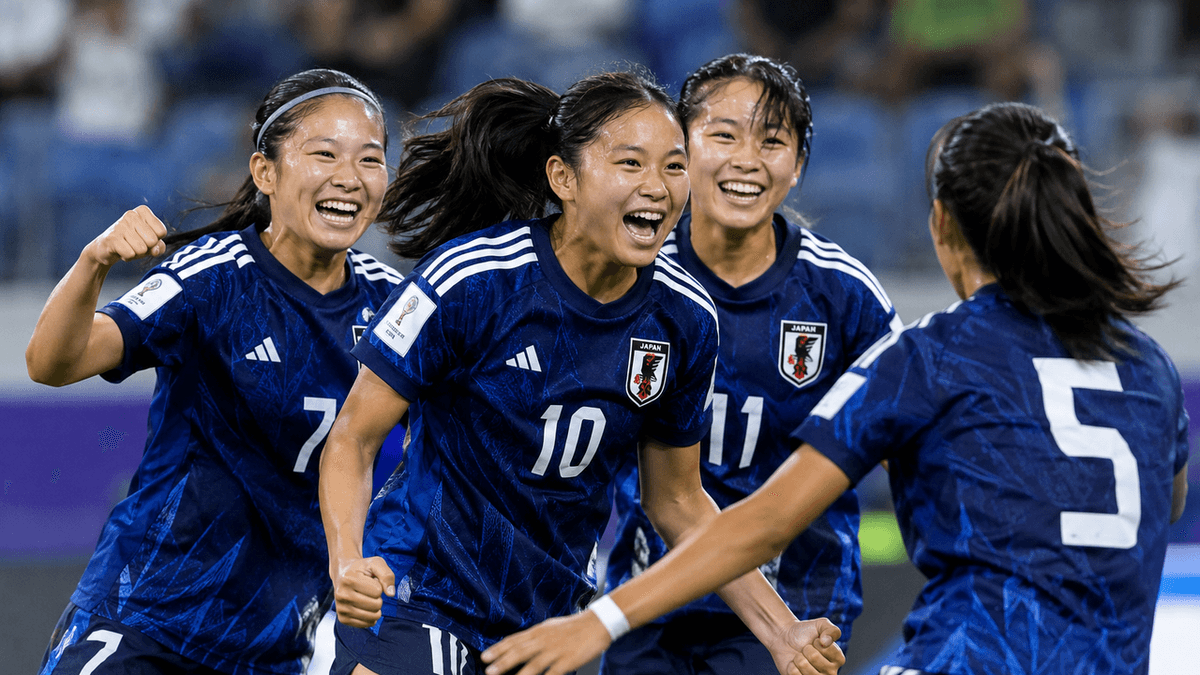 Futbolistas celebran durante el Mundial sub-17 femenino de Marruecos, donde ocho selecciones buscan el título de la competición.