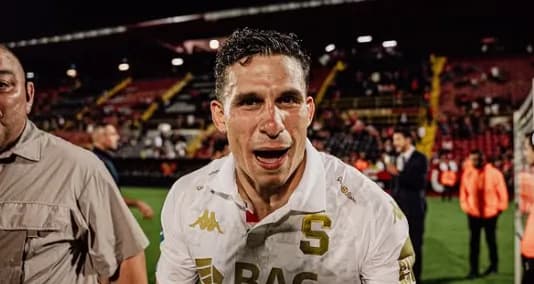 LUIS PARADELA, el máximo asistidor que brilla con Saprissa