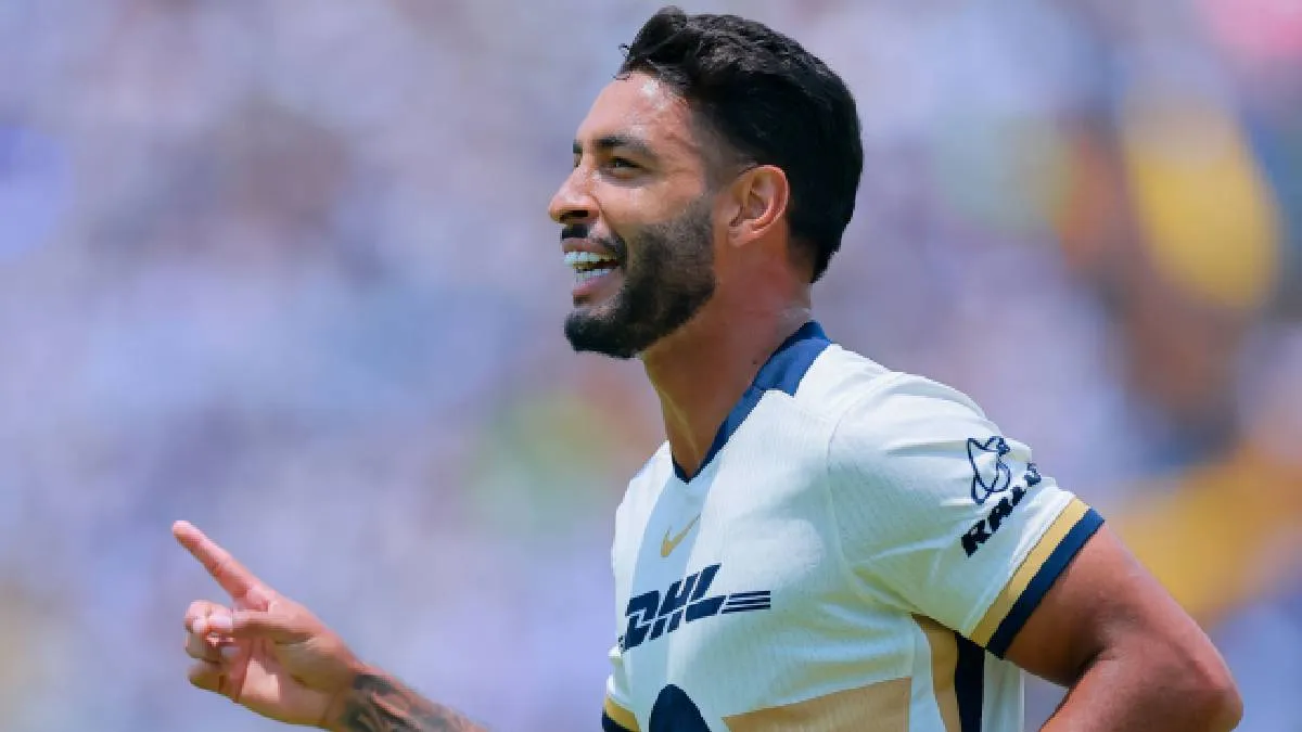 El brasileño Nathan Silva, defensor de Pumas, durante un partido de la Liga MX en el Apertura 2026.