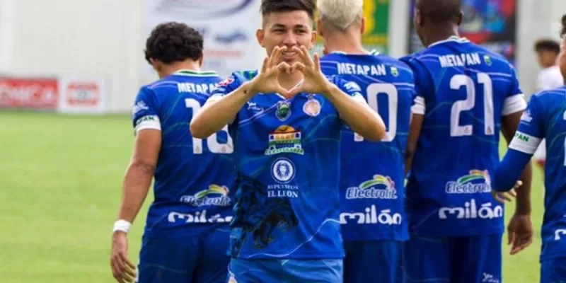 Isidro Metapán, el equipo con más extranjeros en El Salvador