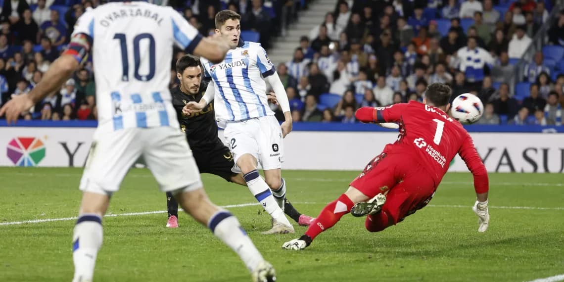 2-0. Una Real solvente supera a un Cádiz endeble