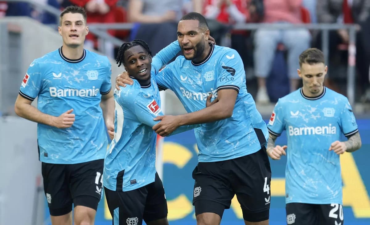 0-2. El Leverkusen no falla en Colonia y le saca ya diez puntos al Bayern