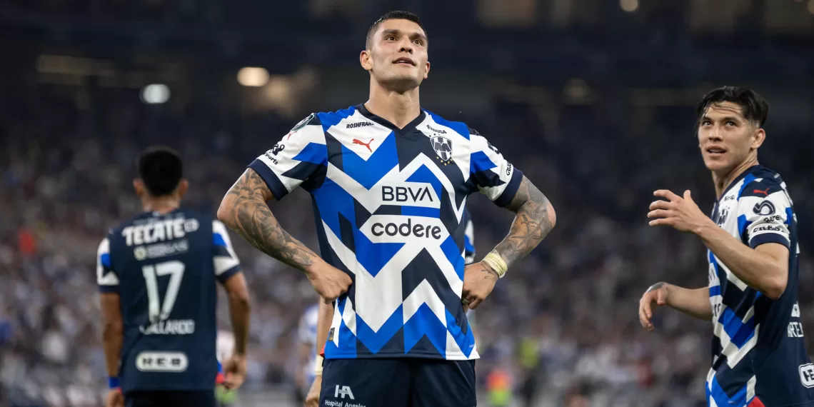 San Diego detrás de mexicano para acompañar al Chucky Lozano