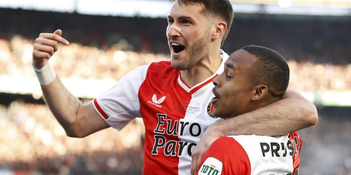 1-0. Brasileño Paixao y mexicano Giménez gestan la decimocuarta copa para el Feyenoord
