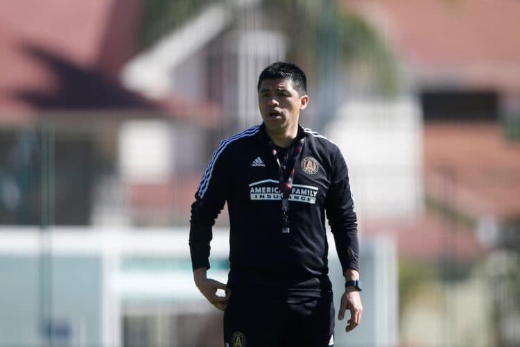 Atlas despide al mexicano Gonzalo Pineda