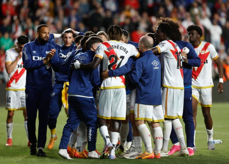 2-1. El Rayo acaricia la salvación en la temporada de su centenario