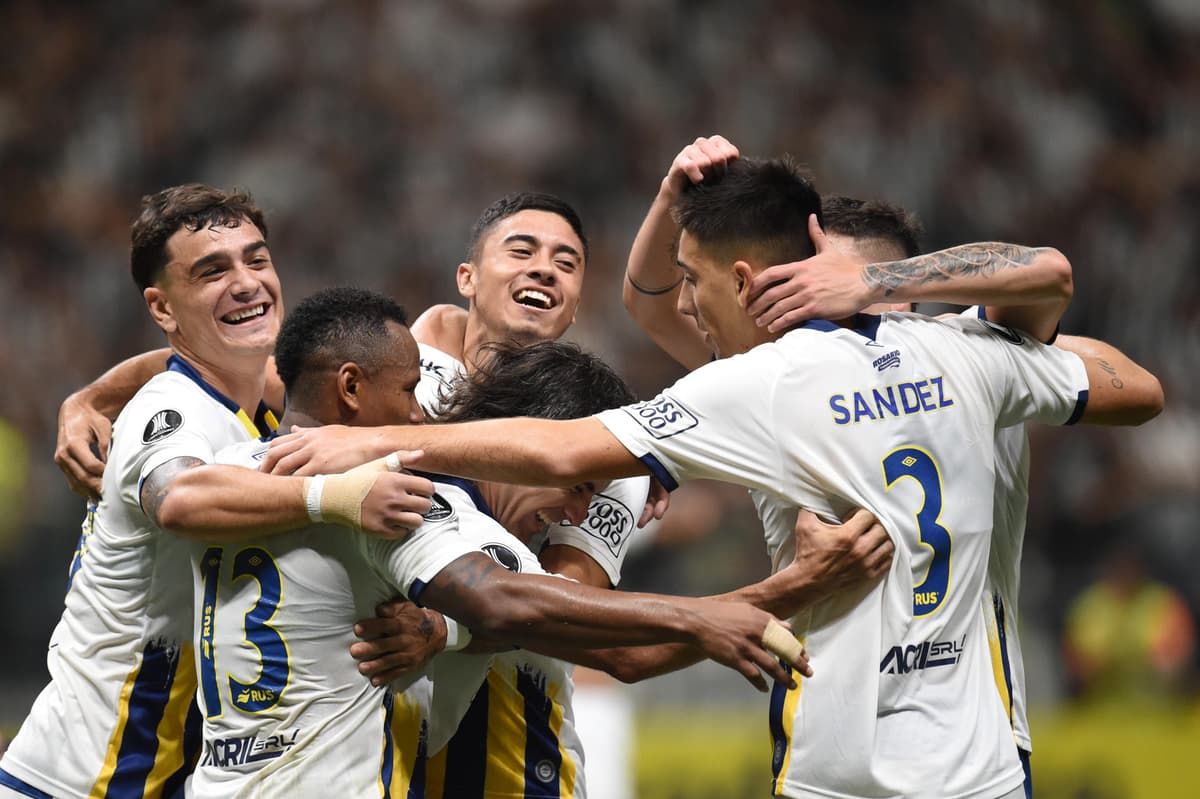 4-1. Rosario golea a Caracas y definirá su suerte en la jornada final del grupo G de Libertadores