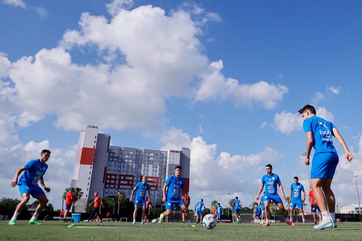 Paraguay ajusta detalles de cara al debut ante Colombia