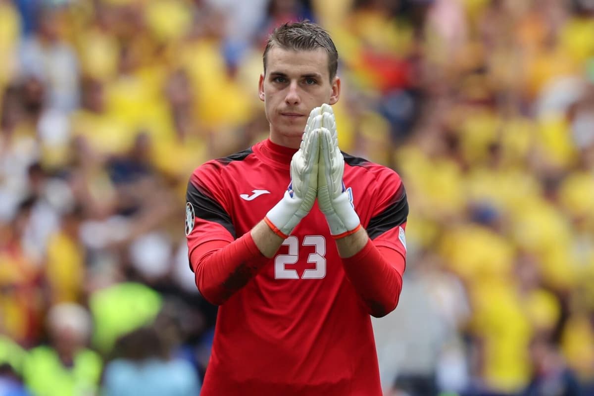 Lunin, de héroe a villano en 30 días para el olvido