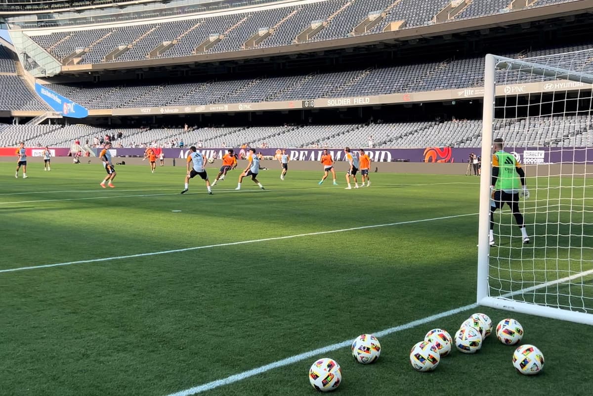 Brasileño Endrick, de 9 en el entreno del Madrid en el Soldier Field
