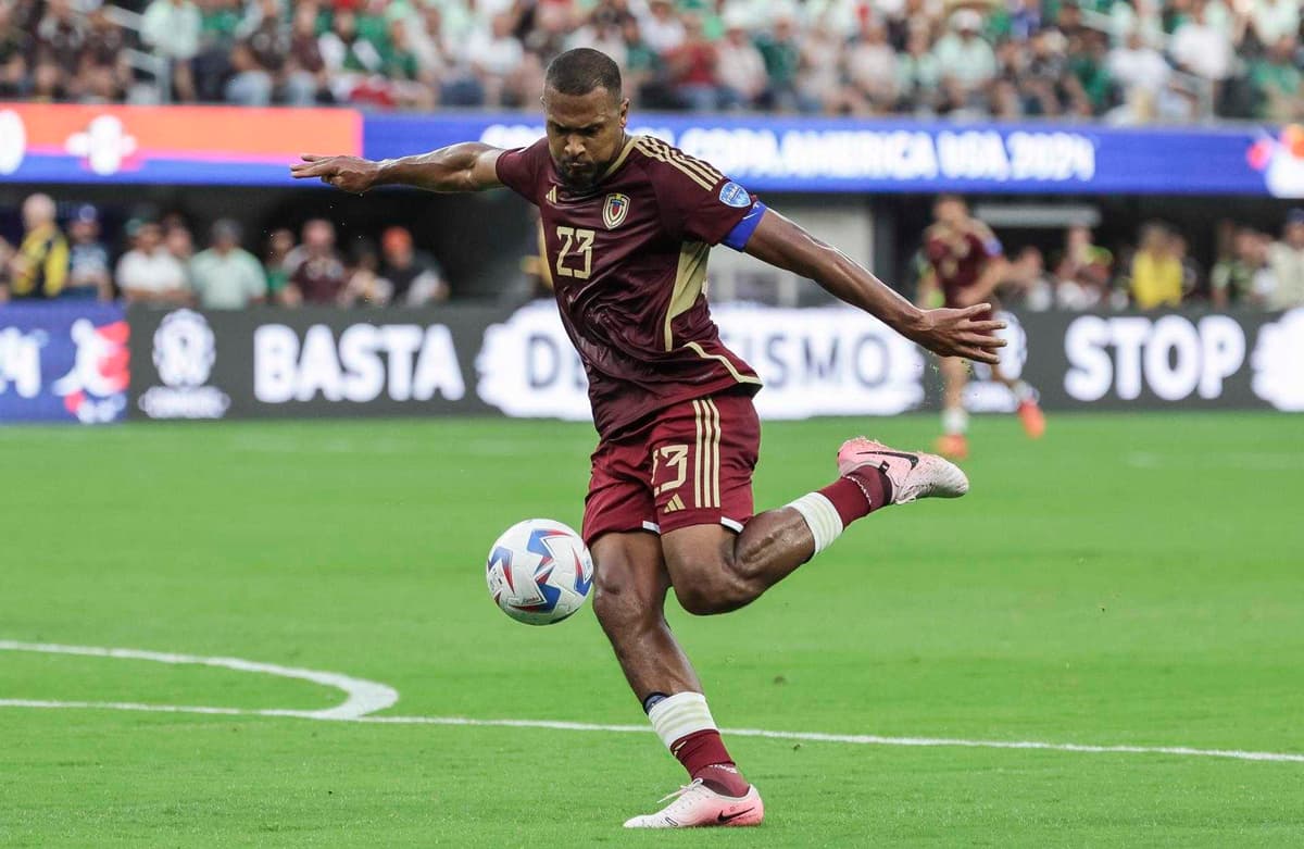 El venezolano Rondón destaca en la selección de la Liga Mx para juego de estrellas con MLS