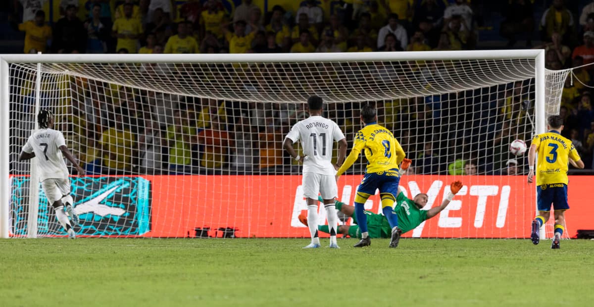 El brasileño Vinícius marca su gol 50 en LaLiga