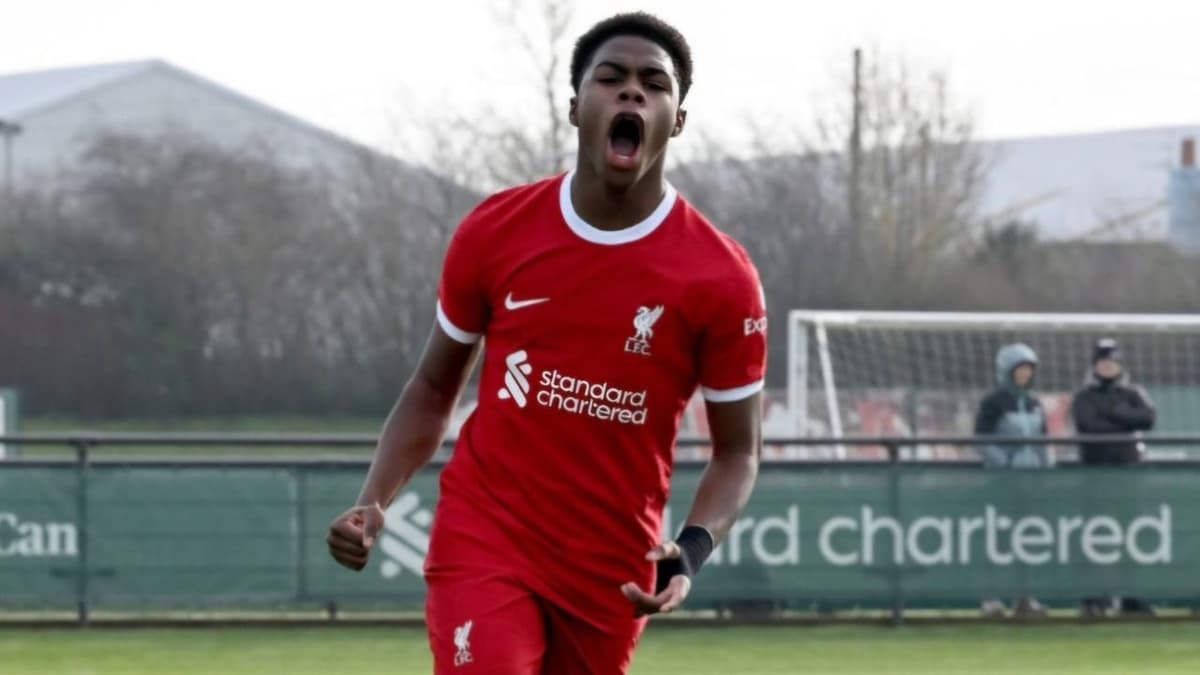 Hondureño, busca un puesto en el Liverpool de Inglaterra