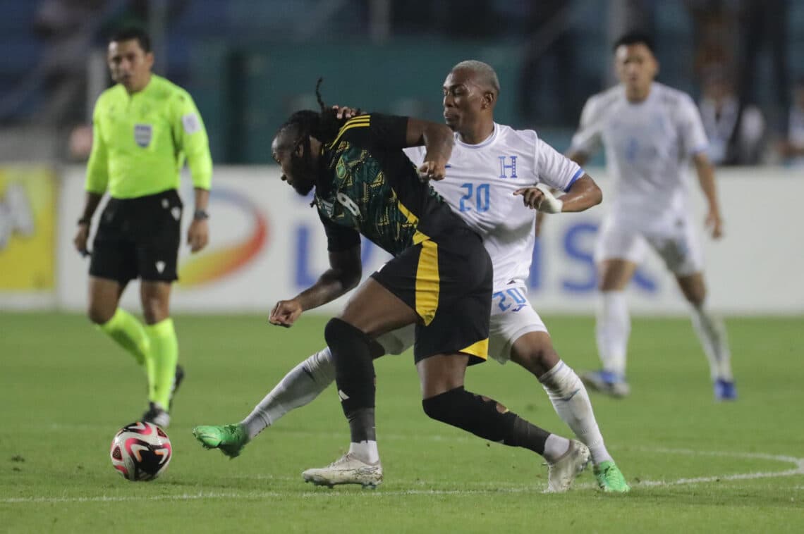 1-2. Jamaica frena en seco a Honduras
