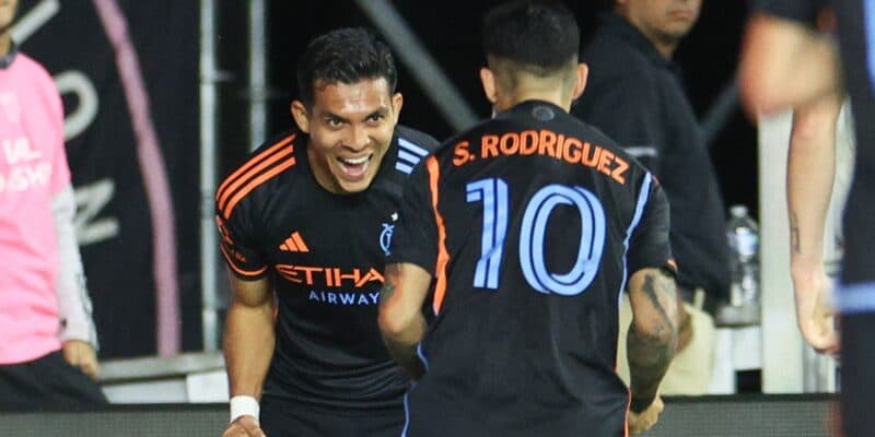 Dupla latina de NY City confía en igualar la serie