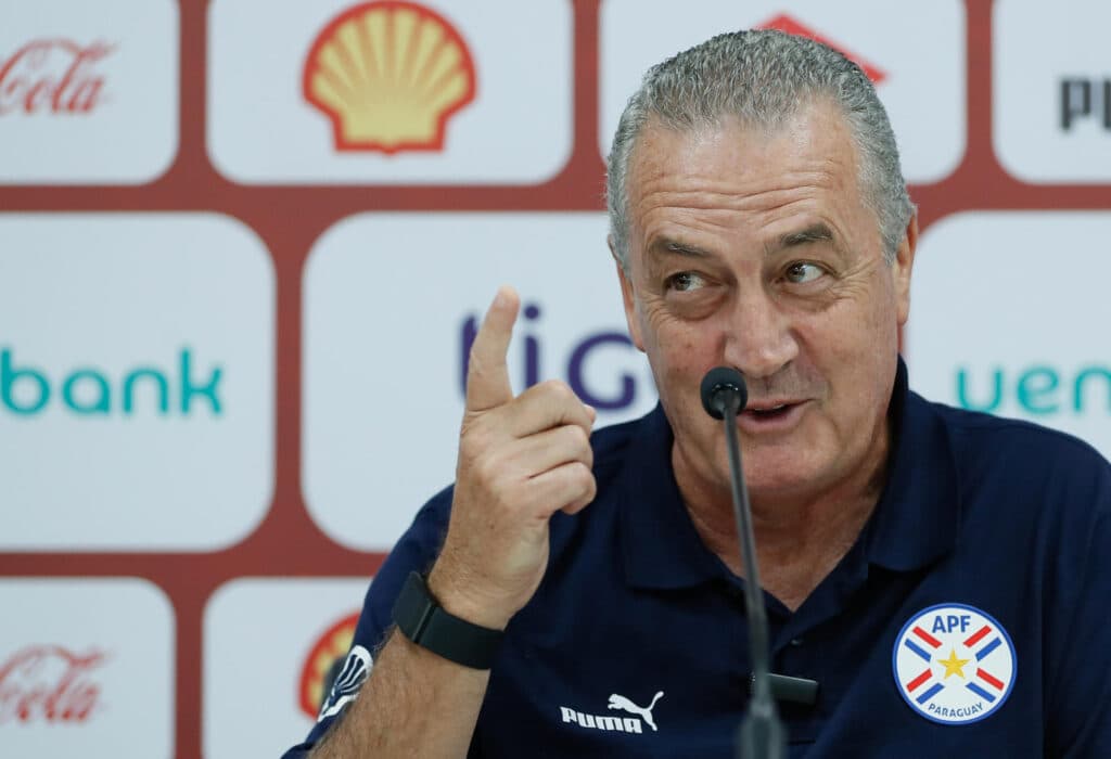 Argentino Alfaro dice que Paraguay encarará ante Venezuela «el partido más duro» de la eliminatoria