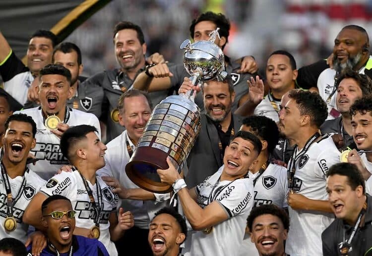 Argentino Almada y venezolano Savarino: de la MLS a ganar Libertadores