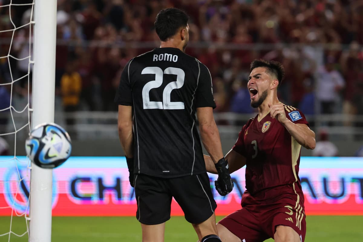1-1. Romo brilla en Venezuela, que sigue sin ganar, y Vinícius falla penalti para Brasil