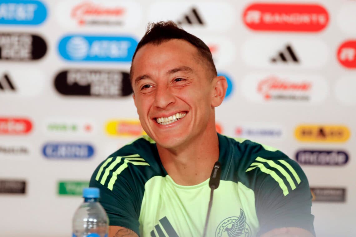 El mexicano Andrés Guardado anuncia su retirada, luego de 19 años como futbolista profesional