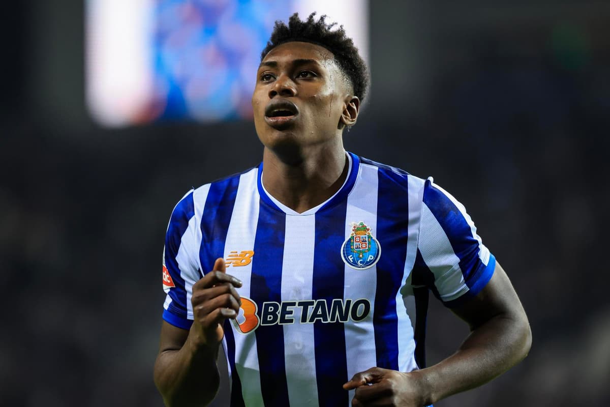 Oporto y Benfica acechan el liderato del Sporting