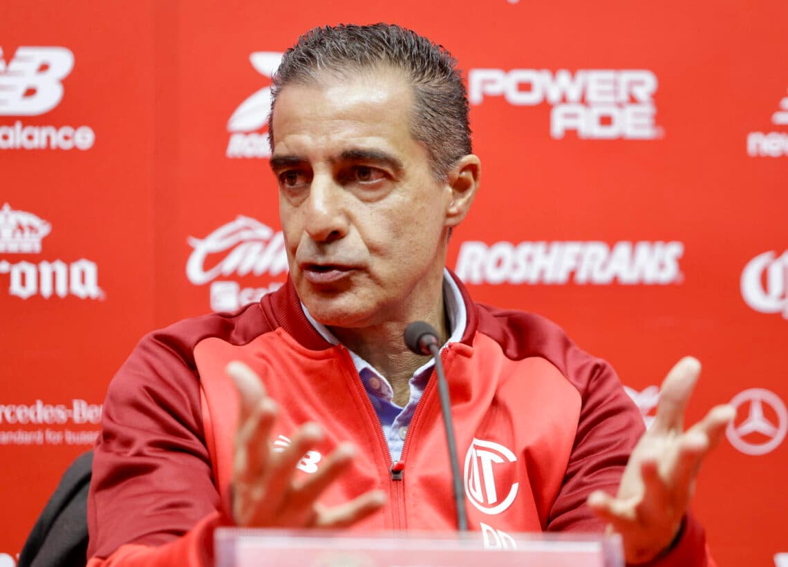 El portugués Renato Paiva deja de ser el entrenador del Toluca mexicano