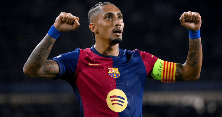 El brasileño Raphinha durante un partido del Barcelona en la Liga de Campeones, en su regreso tras una lesión.